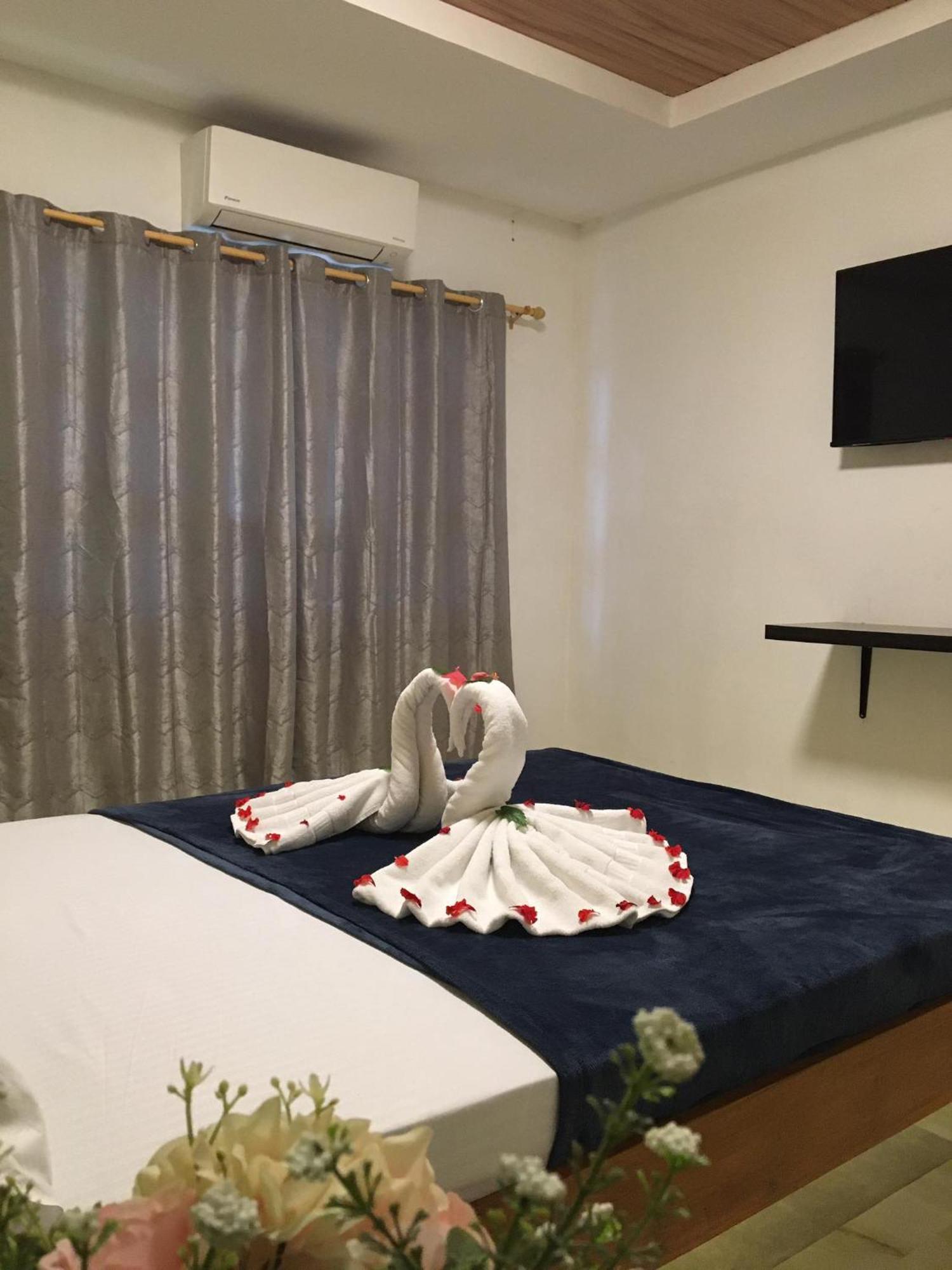 Gbu Loboc River Guesthouse Экстерьер фото